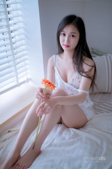 女儿吃父亲的棒棒糖的说说